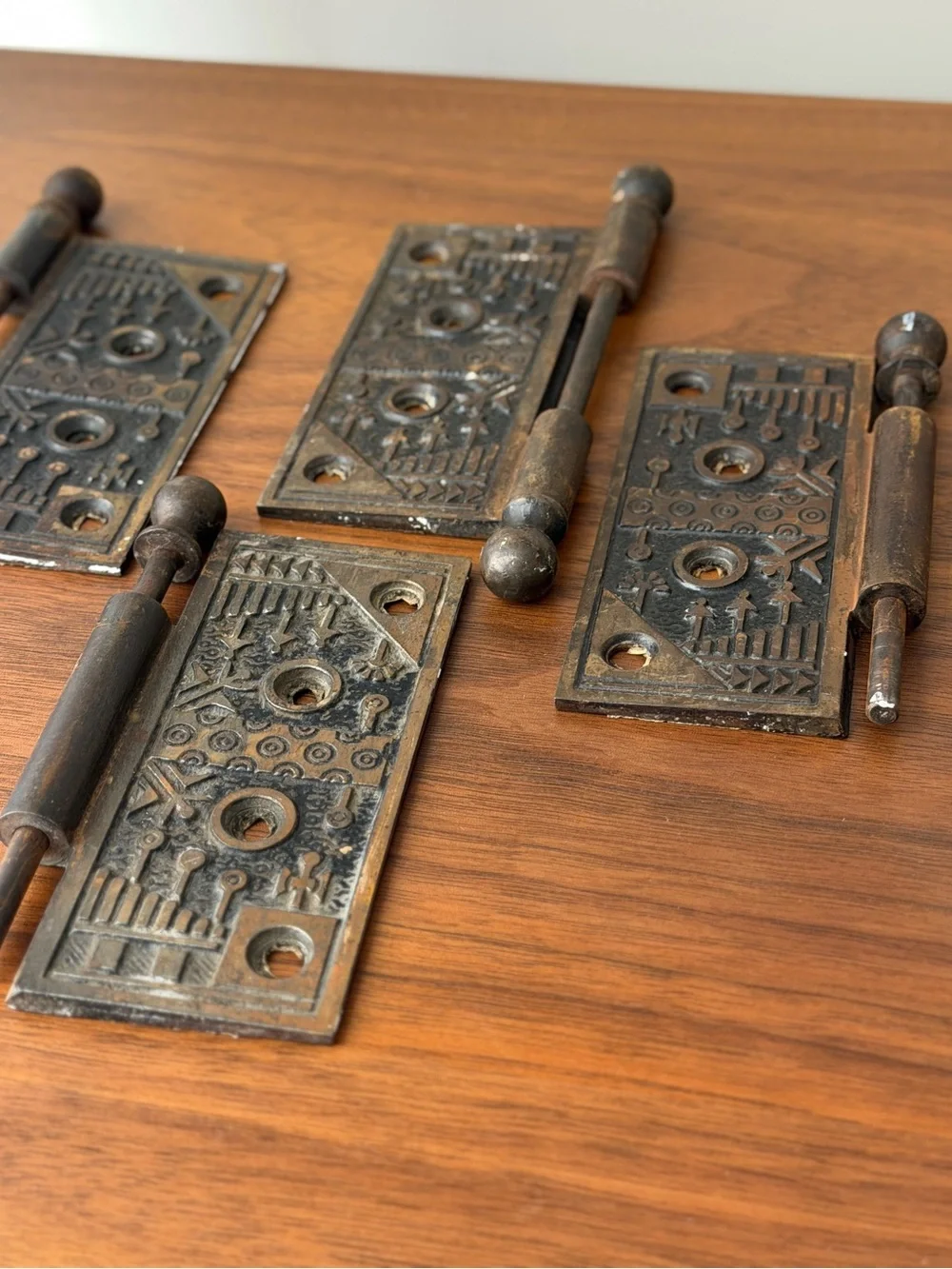 VTG Eastlake Ornate Cast Iron Hinges Pair w/ Ball Finial Pins Victorian Hardware